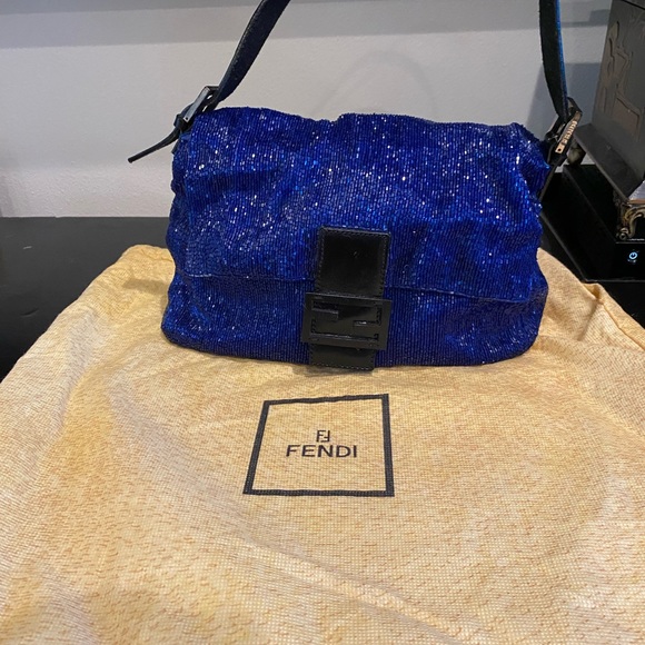 FENDI MAMA BEADED VINTAGE BLUE - Picture 3 of 12